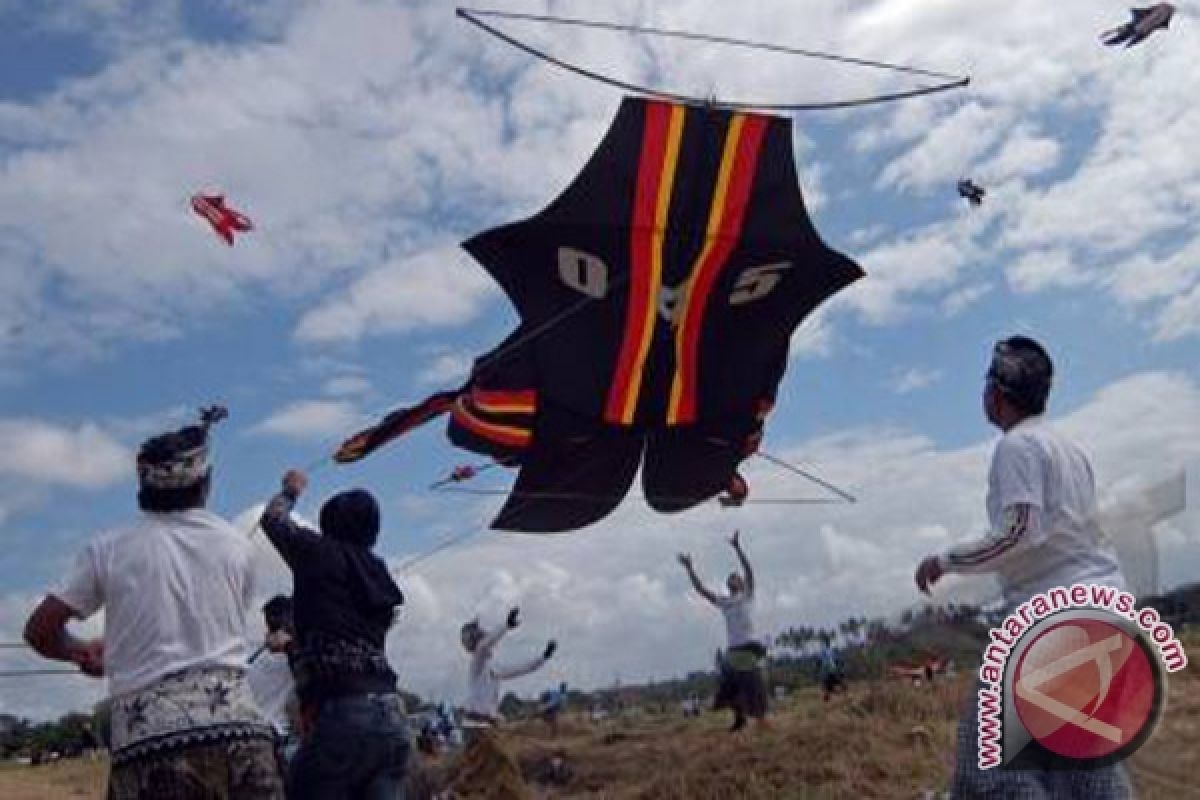 Lomba layang-layang 