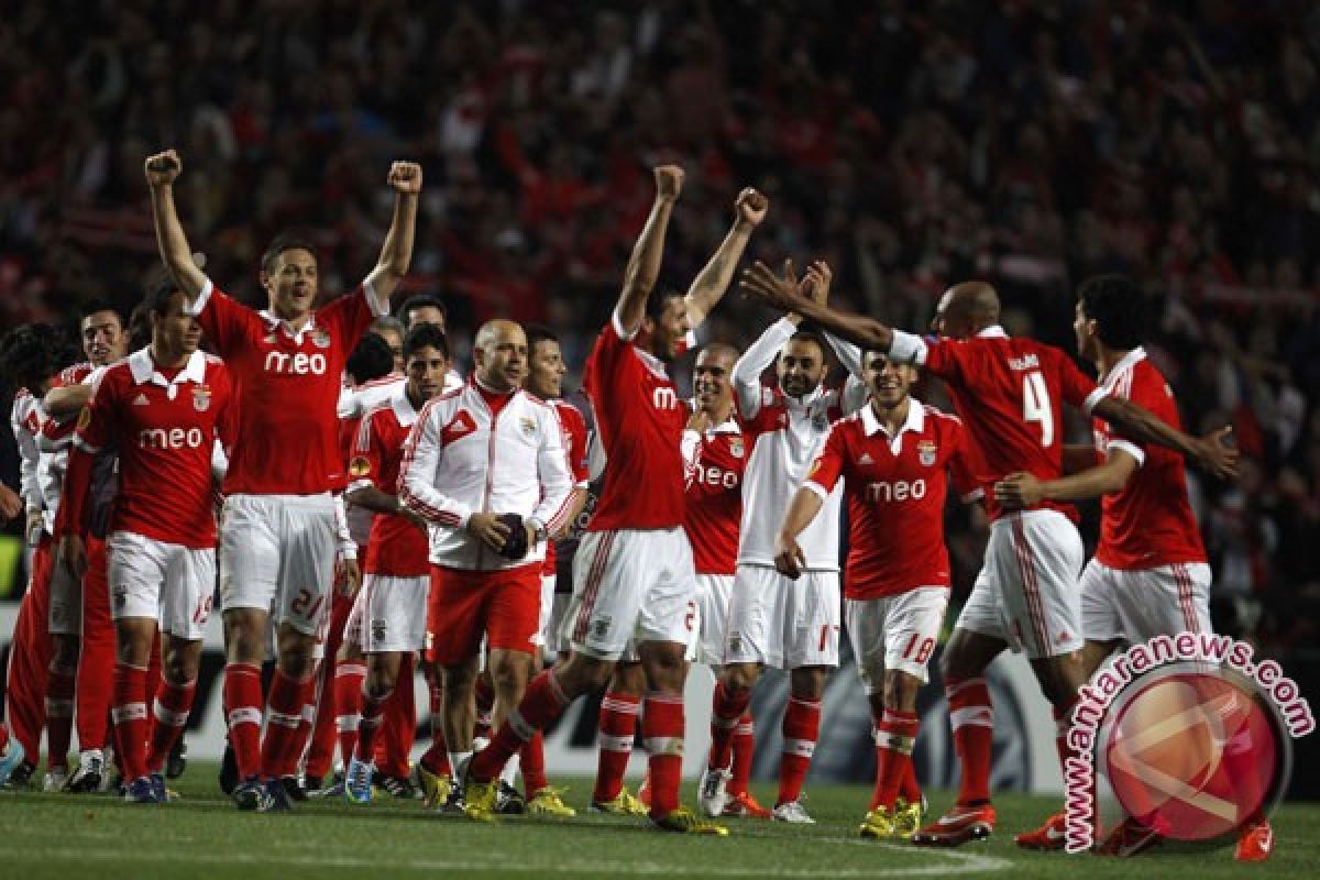 Pablo Aimar tinggalkan Benfica