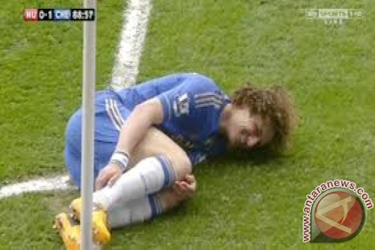 Sir Alex protes 'akting sakit' David Luiz