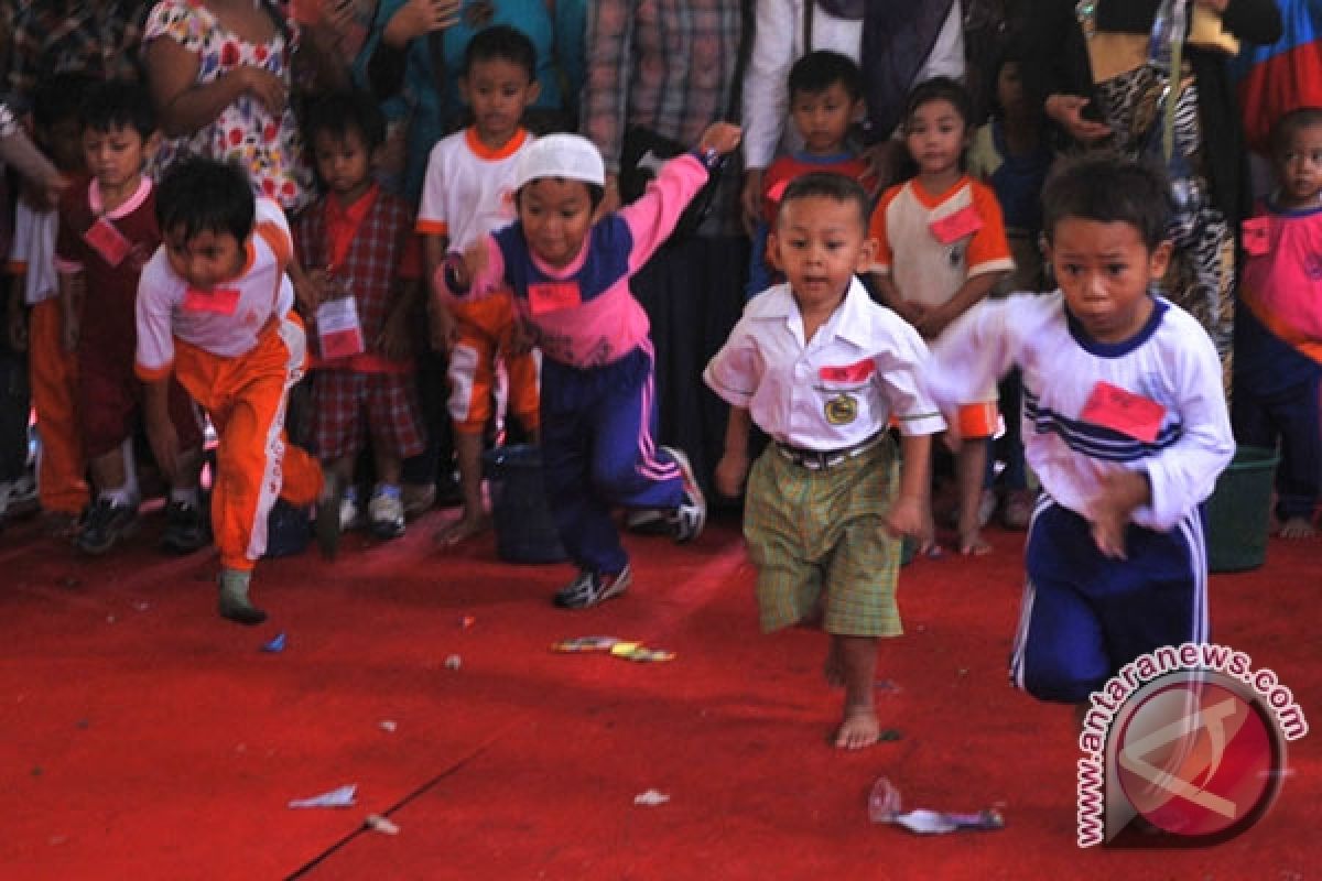 Ribuan anak di Baturaja meriahkan HUT Paud