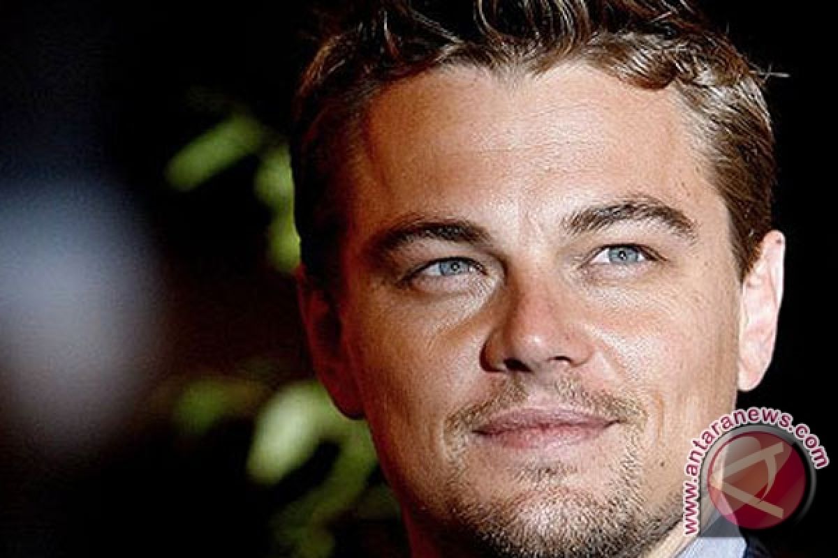 Tiket wisata luar angkasa bersama Dicaprio terjual 1,2 juta Euro