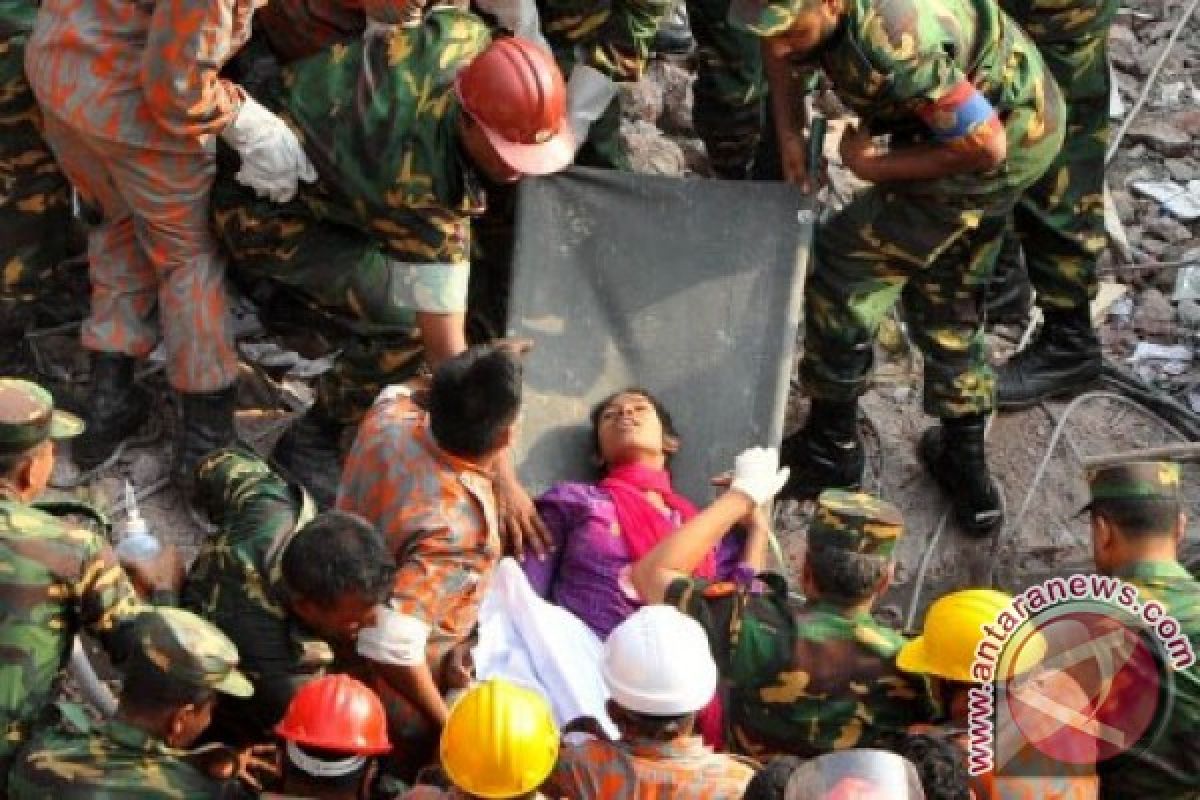 Korban tewas gedung ambruk di Bangladesh 1.126 orang