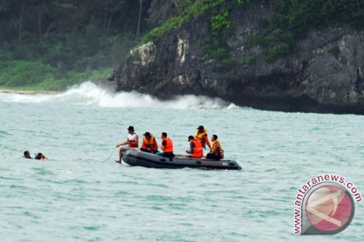 Basarnas masih mencari 11 nelayan Aceh Barat