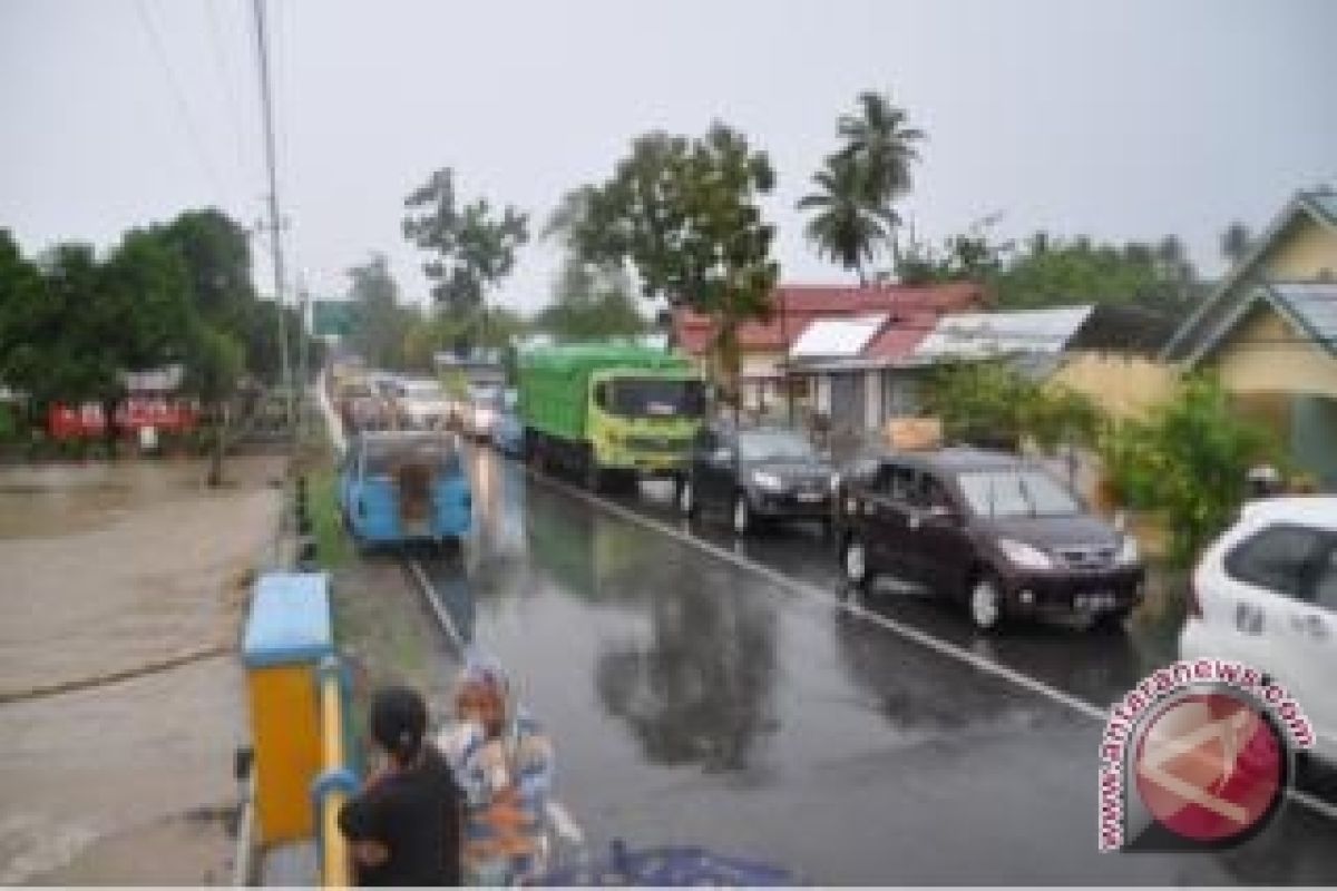 PU Kota Gorontalo Jelaskan Penyebab Genangan Air di sejumlah Ruas Jalan