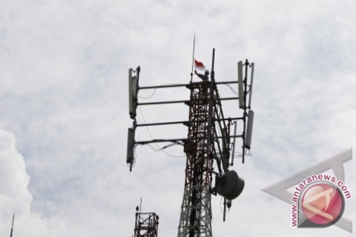 Batas Radiasi Menara Telekomunikasi 4,5 Watt/m2