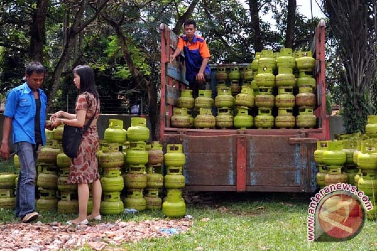 YLK Sumsel desak Pertamina jamin ketersediaan elpiji 