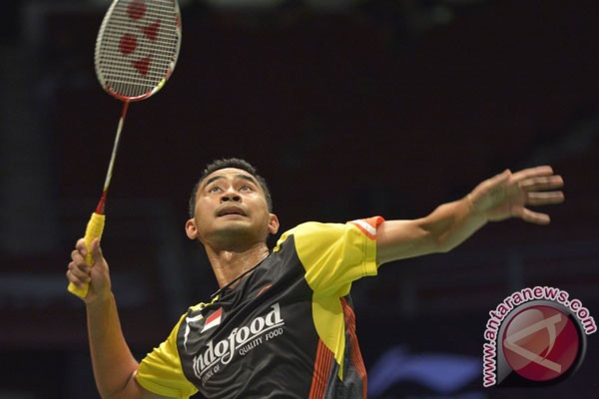 Tommy lolos ke semifinal ungguli Rajiv