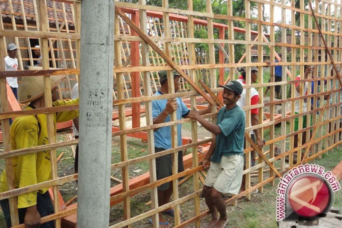 PLN membantu merehabilitasi enam rumah di Bantul