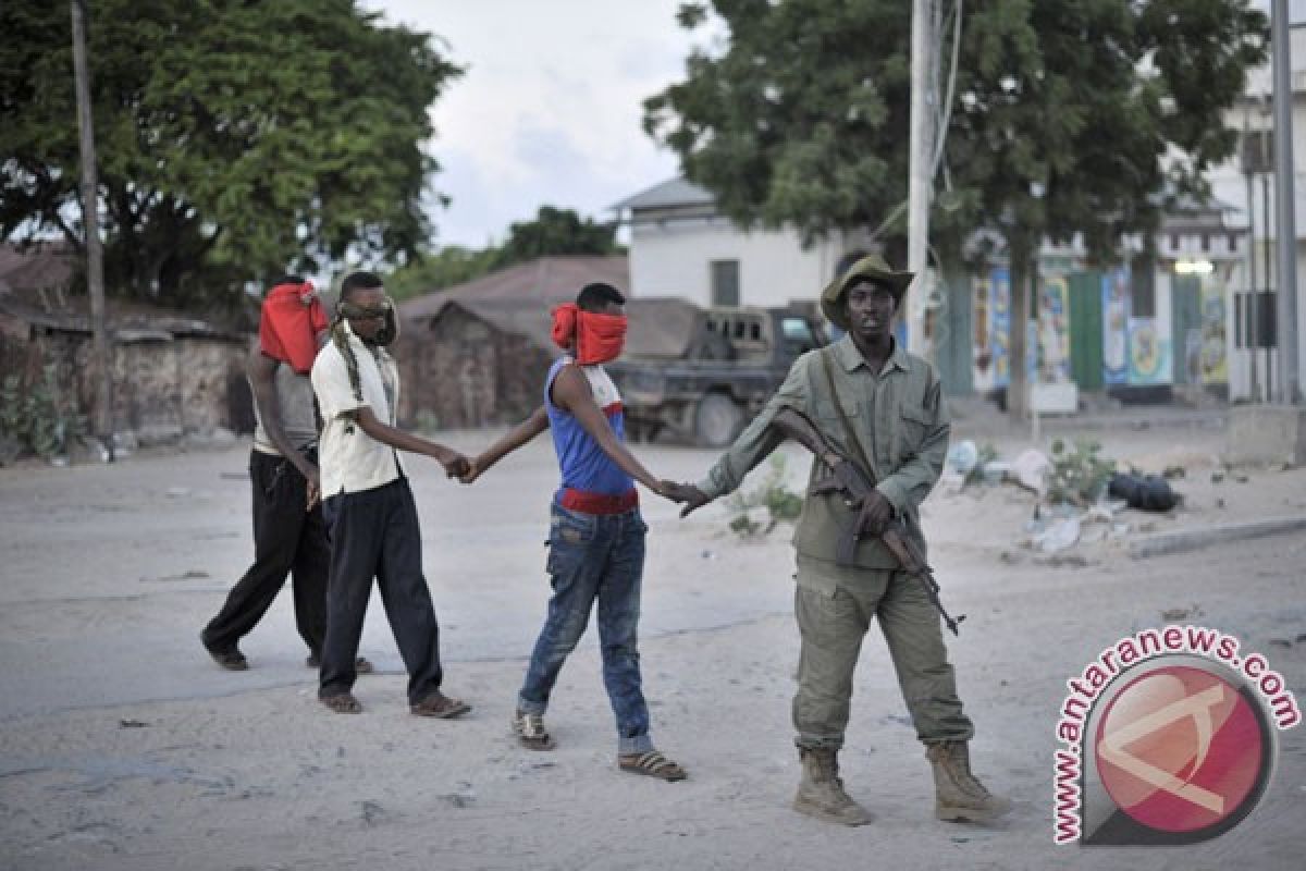 Al Shebab dan militer Somalia bentrok, 18 orang