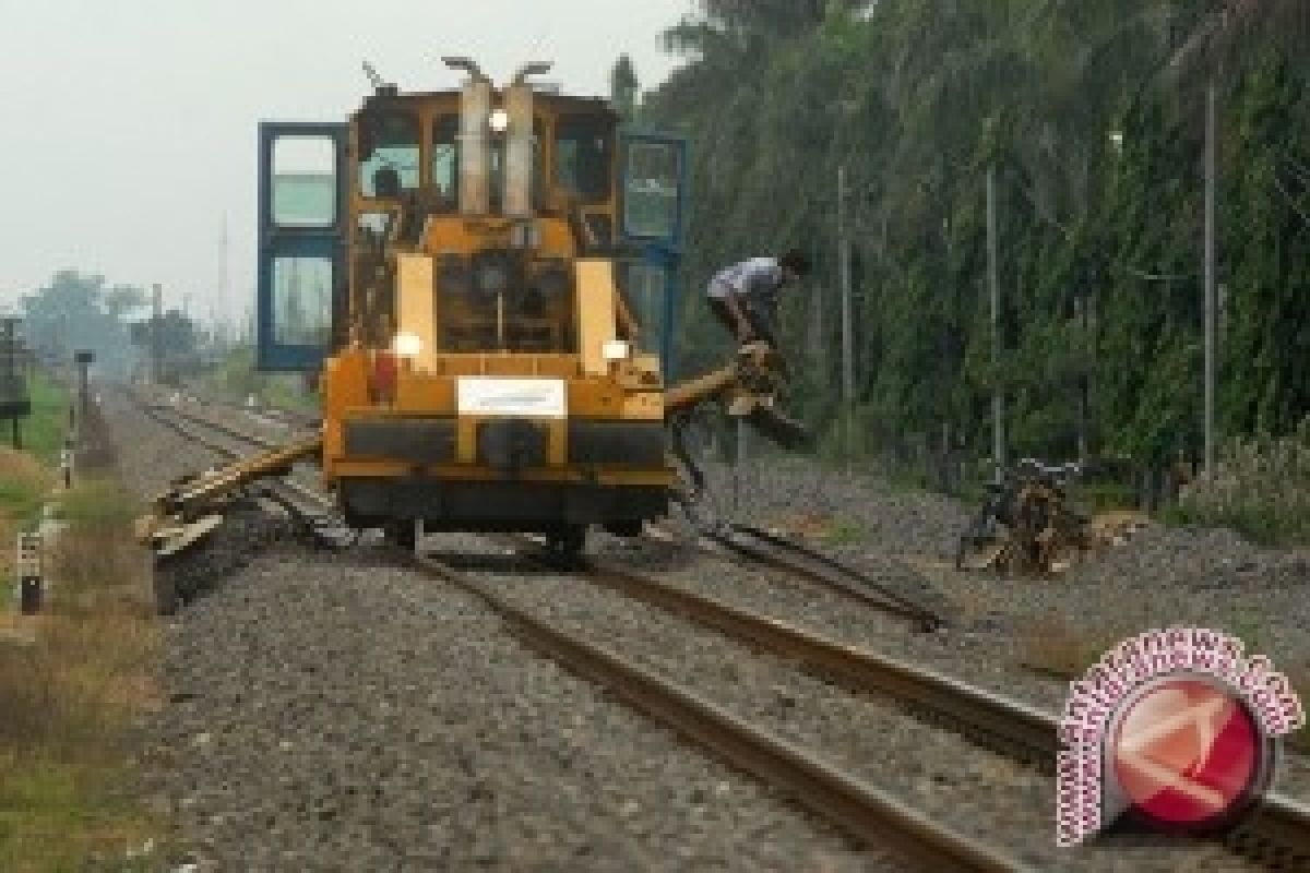 Jambi susun trase kereta api trans-Sumatera