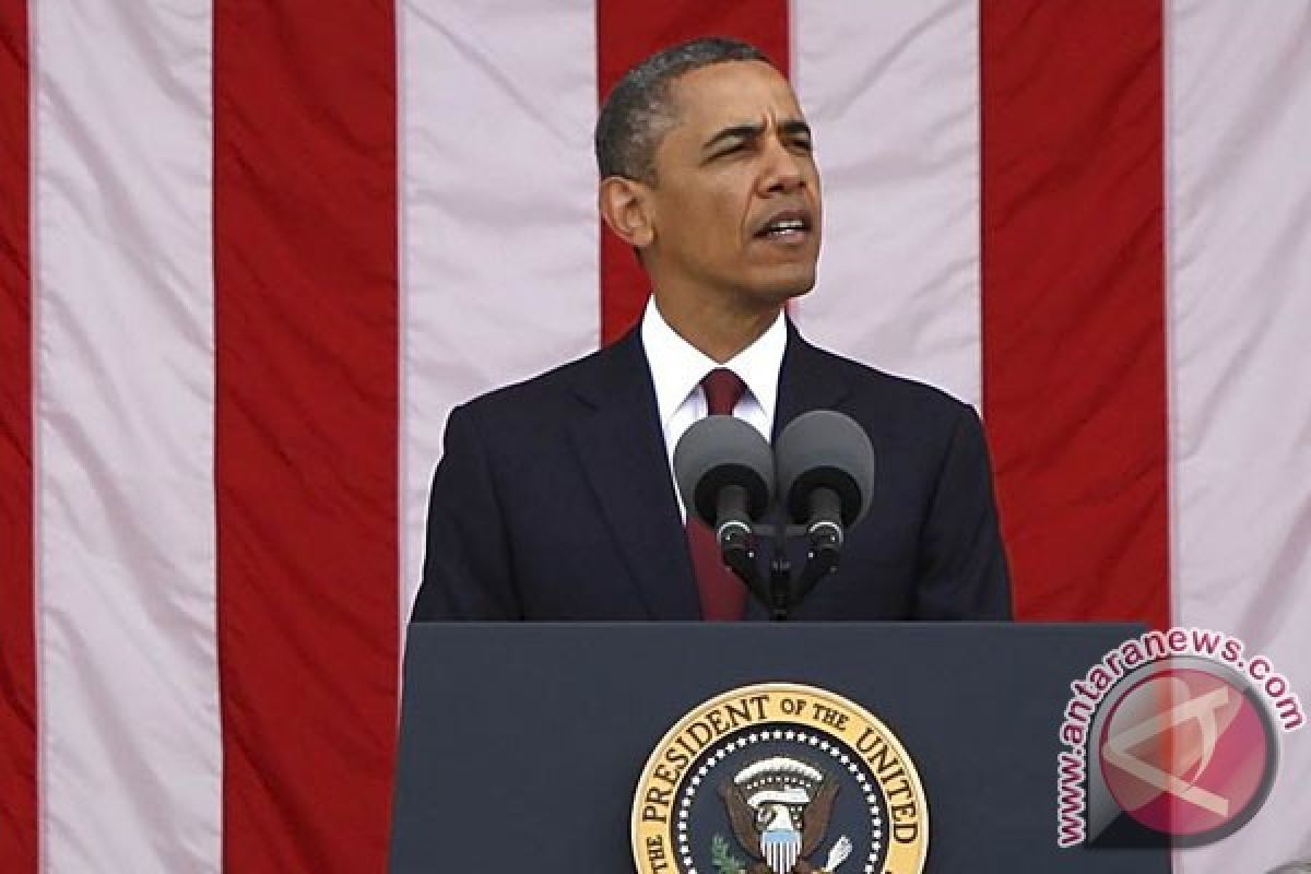 Obama perintahkan "kontak terus-menerus" setelah kecelakaan di San Francisco