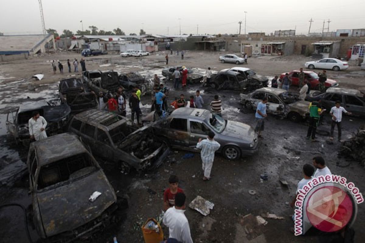 Bom bunuh diri di Masjid Syiah Baghdad tewaskan 18 orang