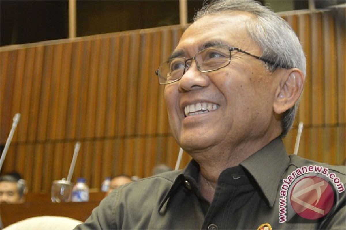 Menteri PU menerima gelar Doctor Honoris Causa UGM