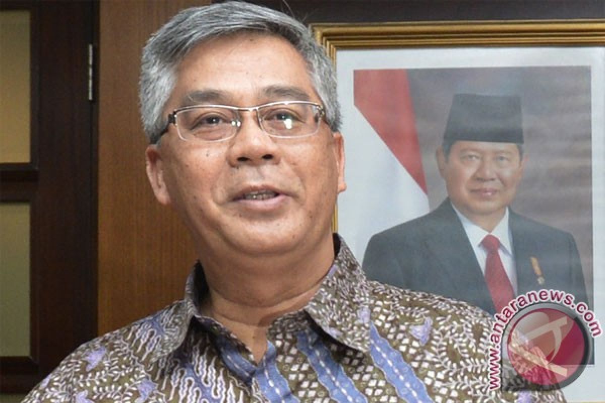 Ketua MK sindir anggota dewan jarang hadir sidang