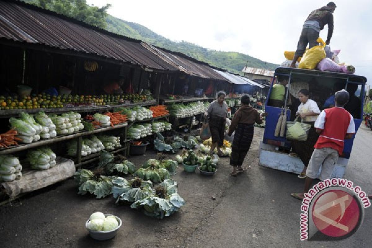 Desa-desa penyangga Taman Nasional Kelimutu Ende