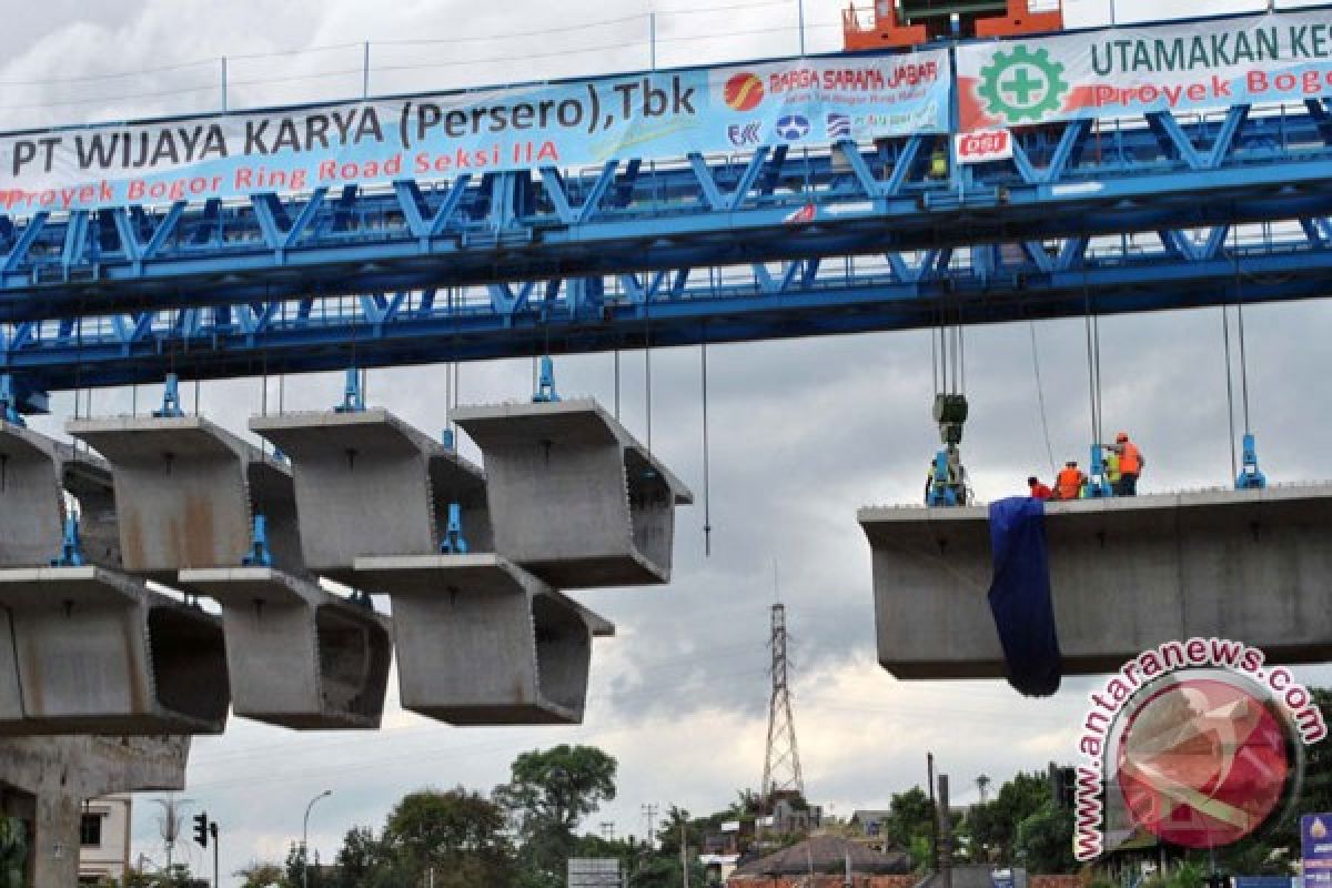 Jawa Barat bahas empat jalan tol yang sedang dibangun