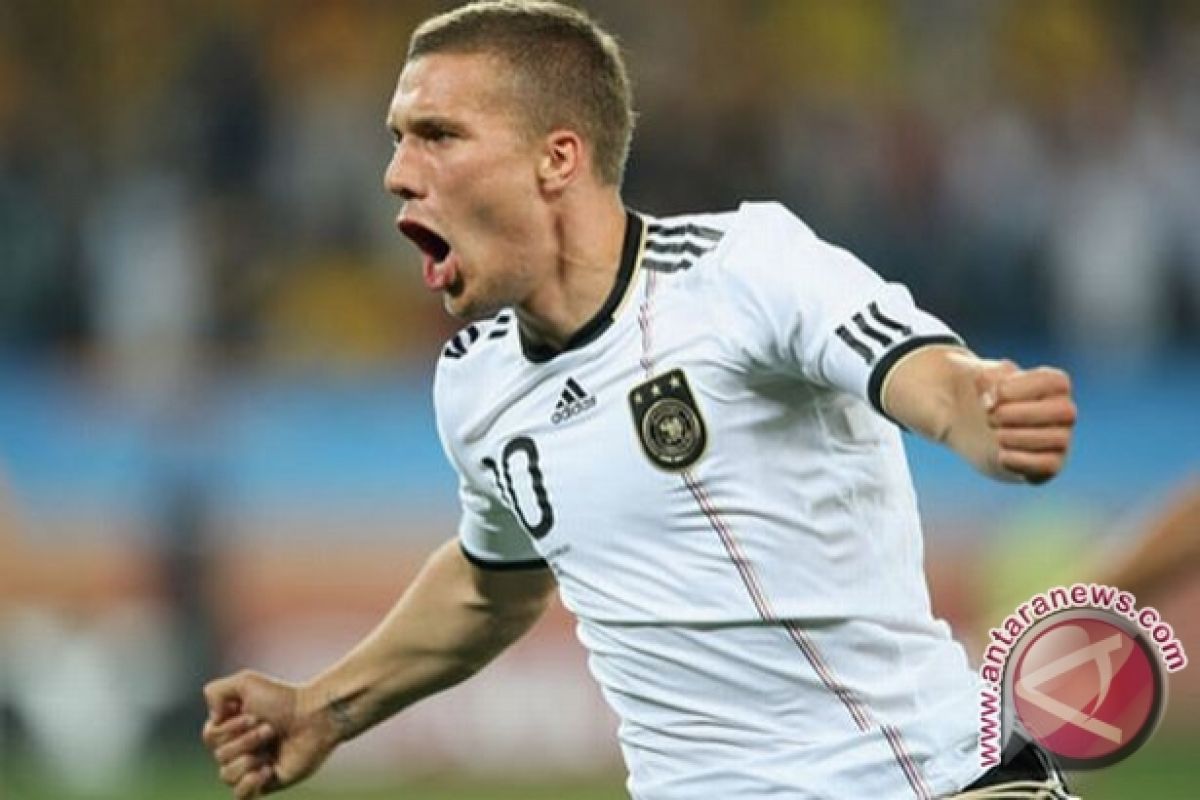 Podolski cetak gol tercepat pada detik sembilan