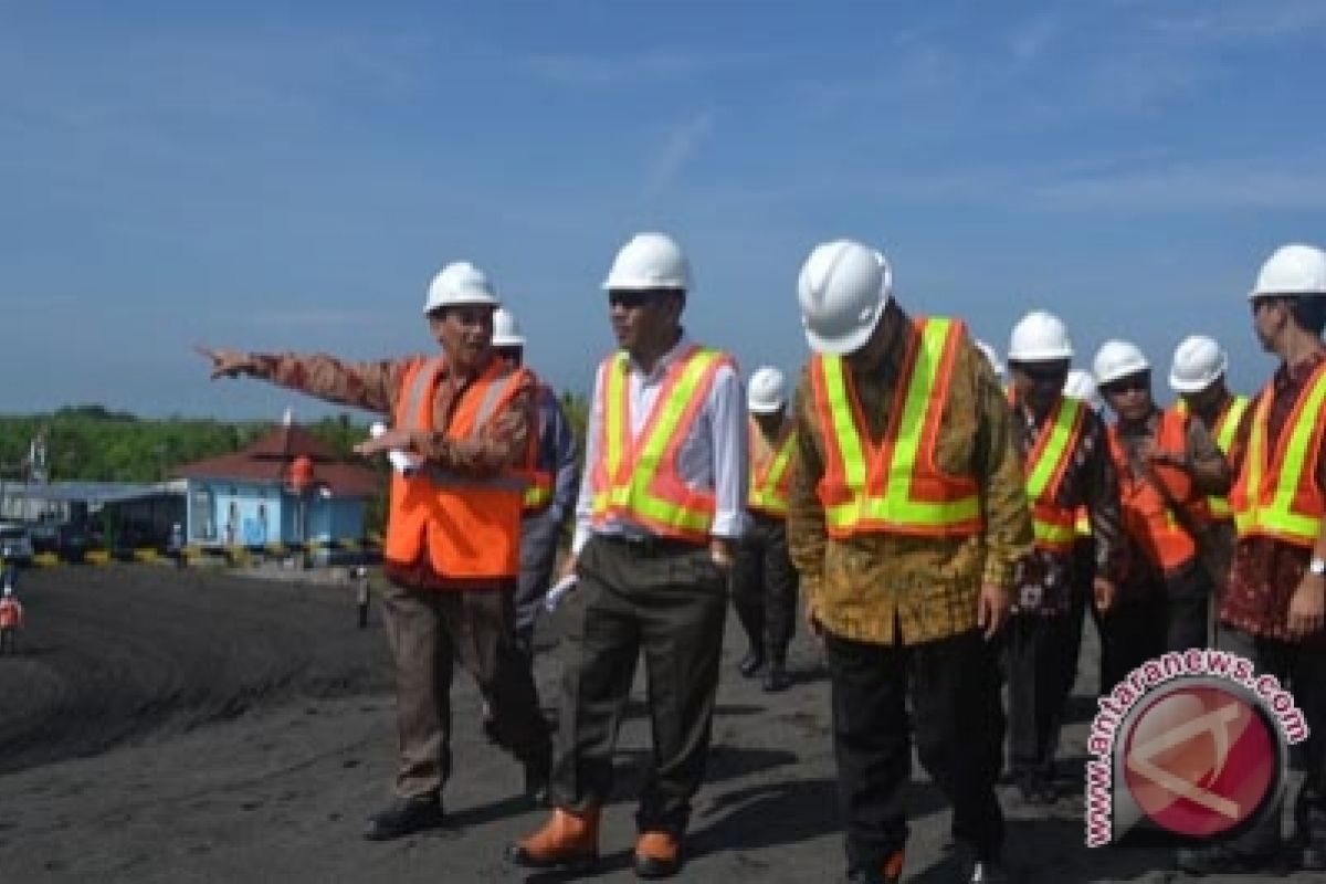 JMI diberi waktu untuk bangun smelter hingga 2019