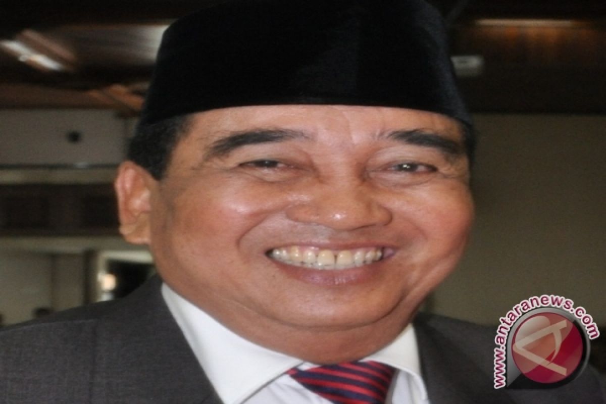 Almarhum Mukmin Faisyal Dimakamkan di TPU Lamaru Balikpapan