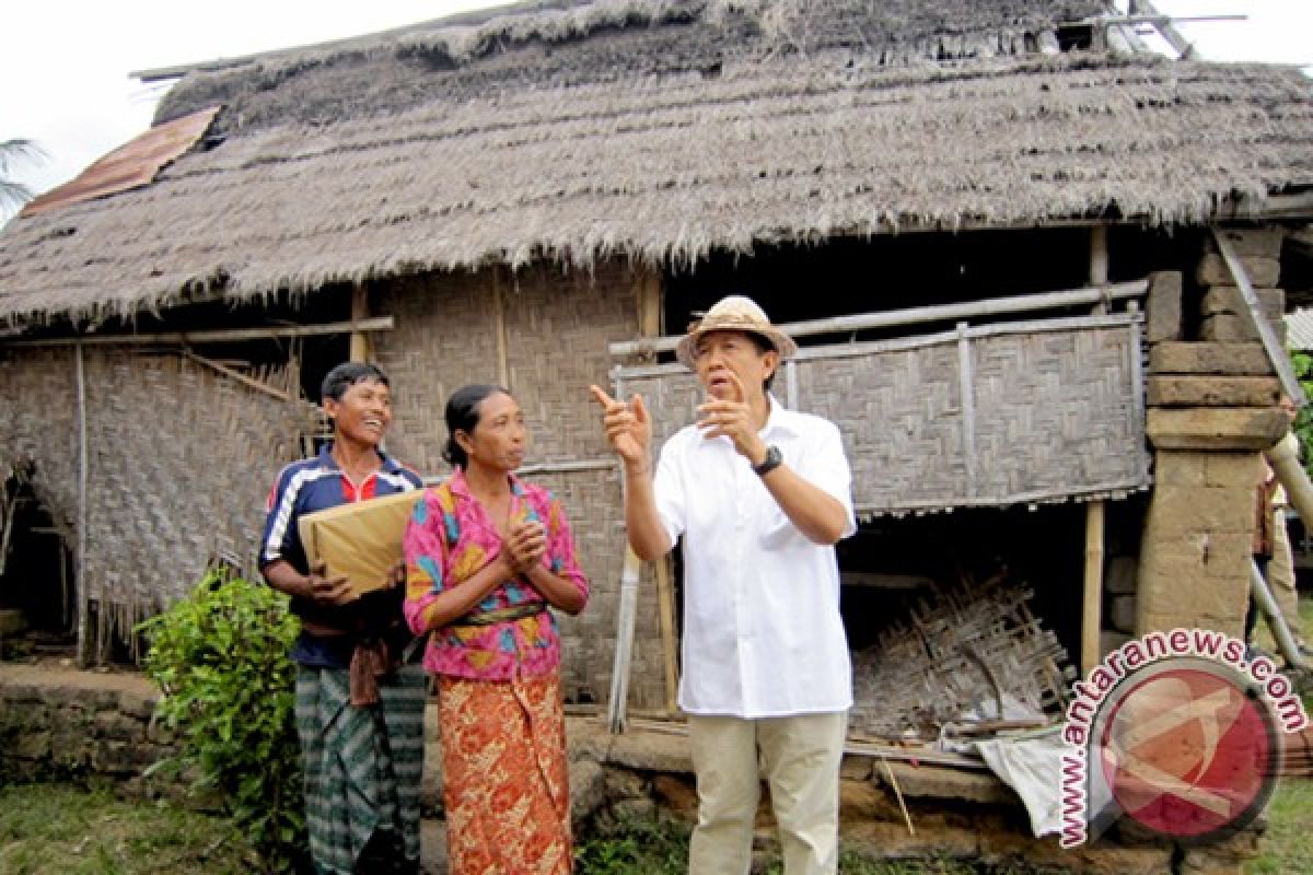 Gubernur Bali Ingin Tuntaskan Program Bedah Rumah