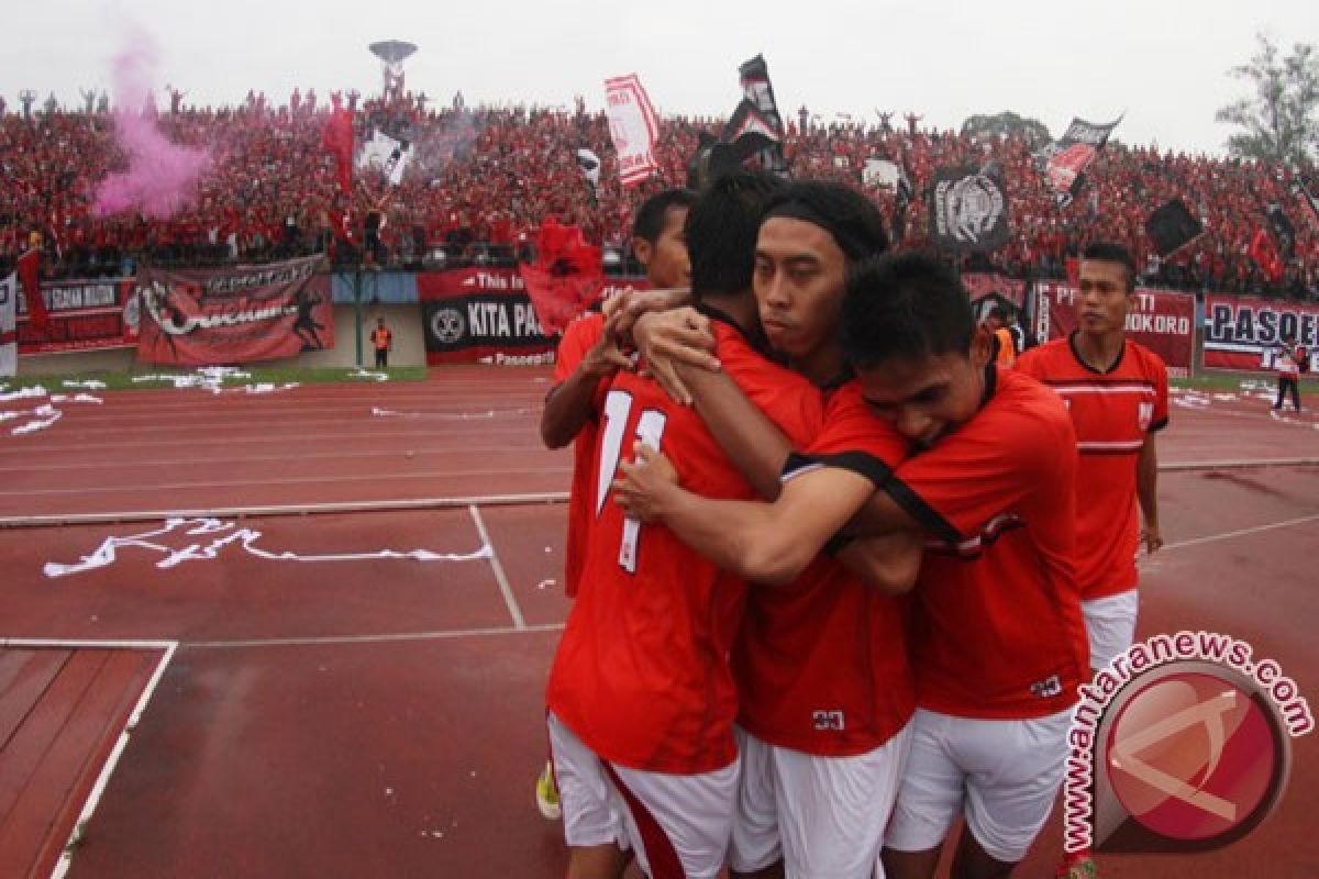 Persis tekuk Persiku 3-1