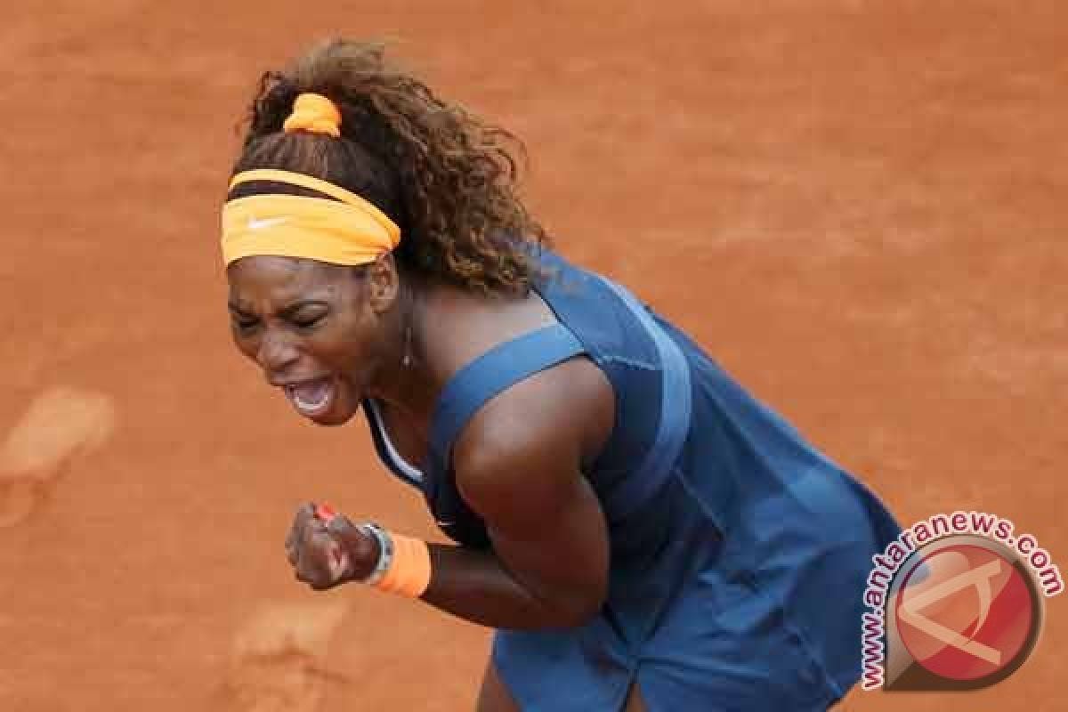 Serena ditantang Li Na di final WTA