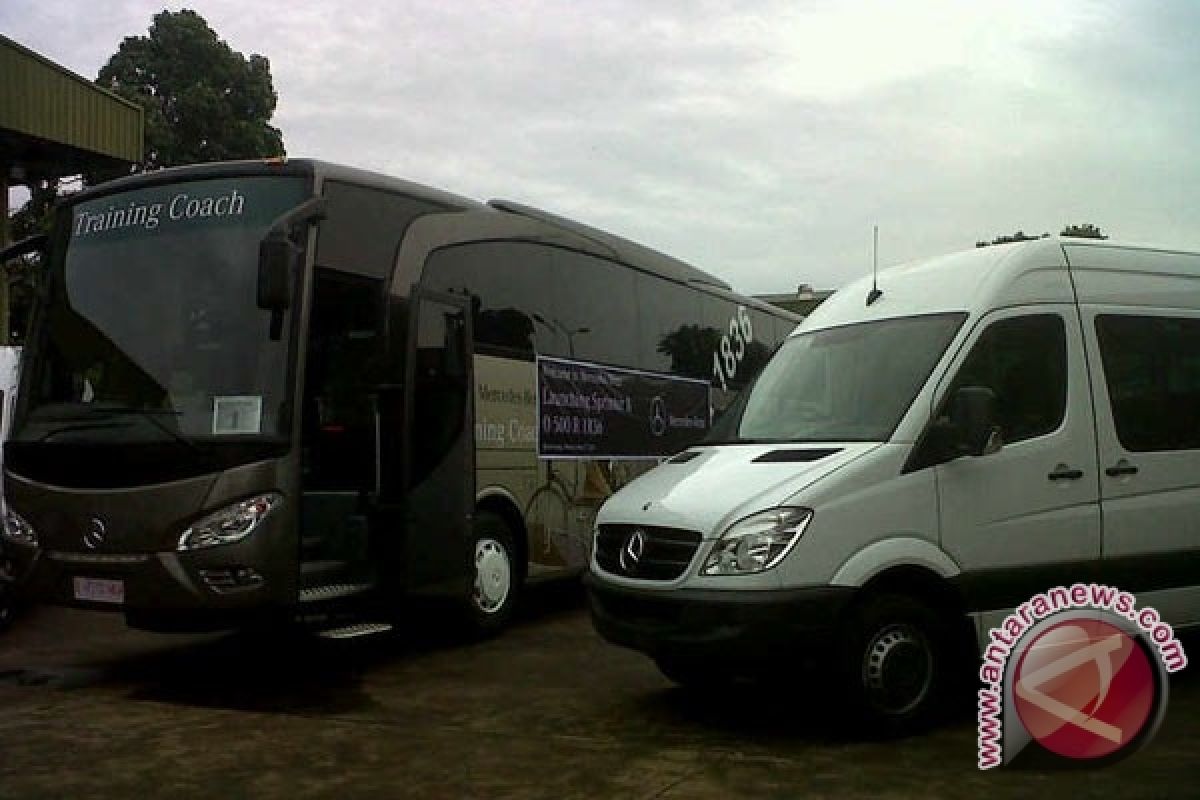 Mercedez-Benz Indonesia Lincurkan Sprinter Minibus