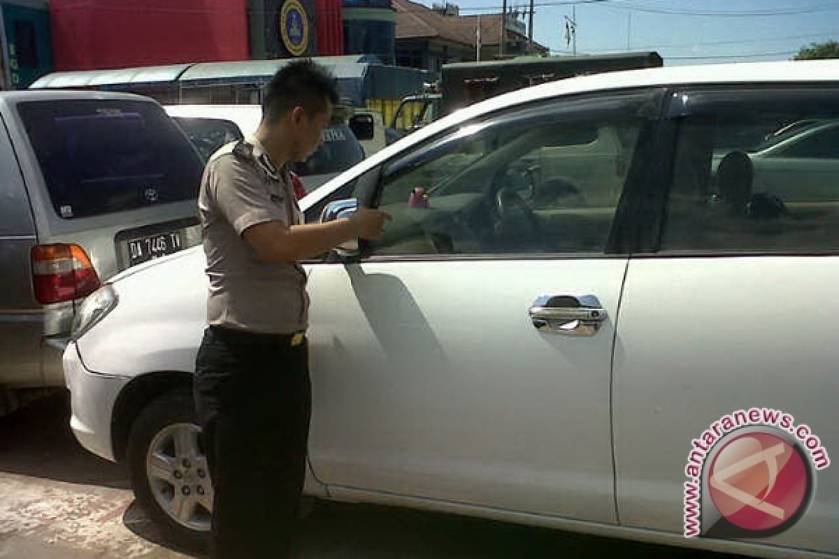 Pencuri Mobil Uniska Ditangkap 