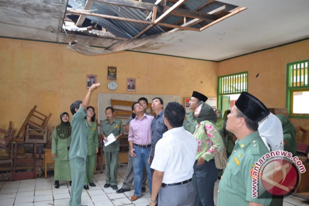 DPRD Kota Bengkulu peduli pendidikan