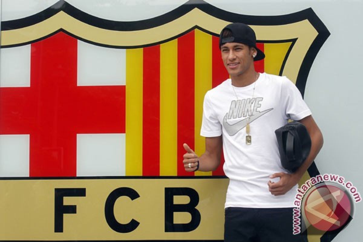 Neymar ingin bermain dengan Messi, kata Rosell