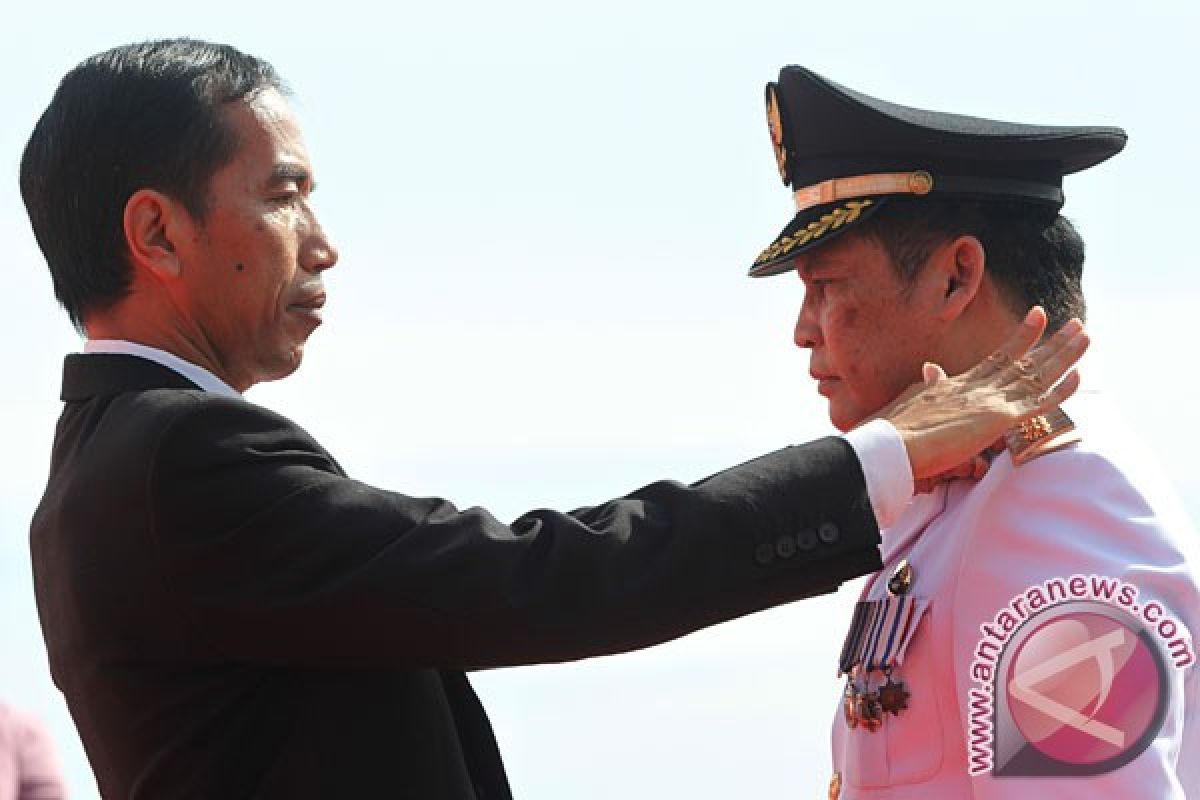 Jokowi nginap di Kepulauan Seribu demi lantik bupati