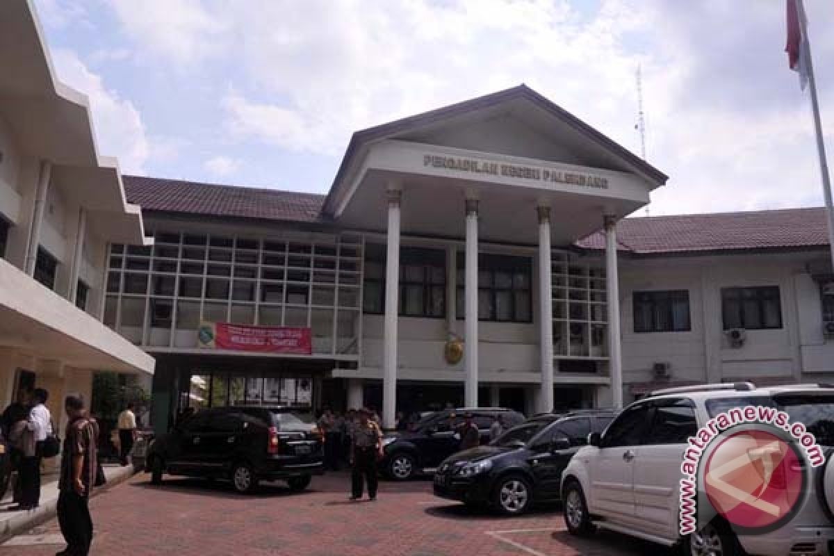 Mediasi gugatan mantan mahasiswa FK Unsri berlanjut