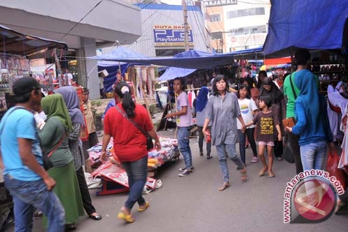 Pasar Palembang makin ramai mendekati Lebaran