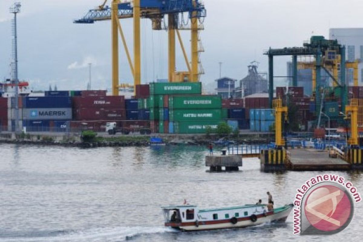 Pelabuhan Cirebon tingkatkan fasilitas dermaga