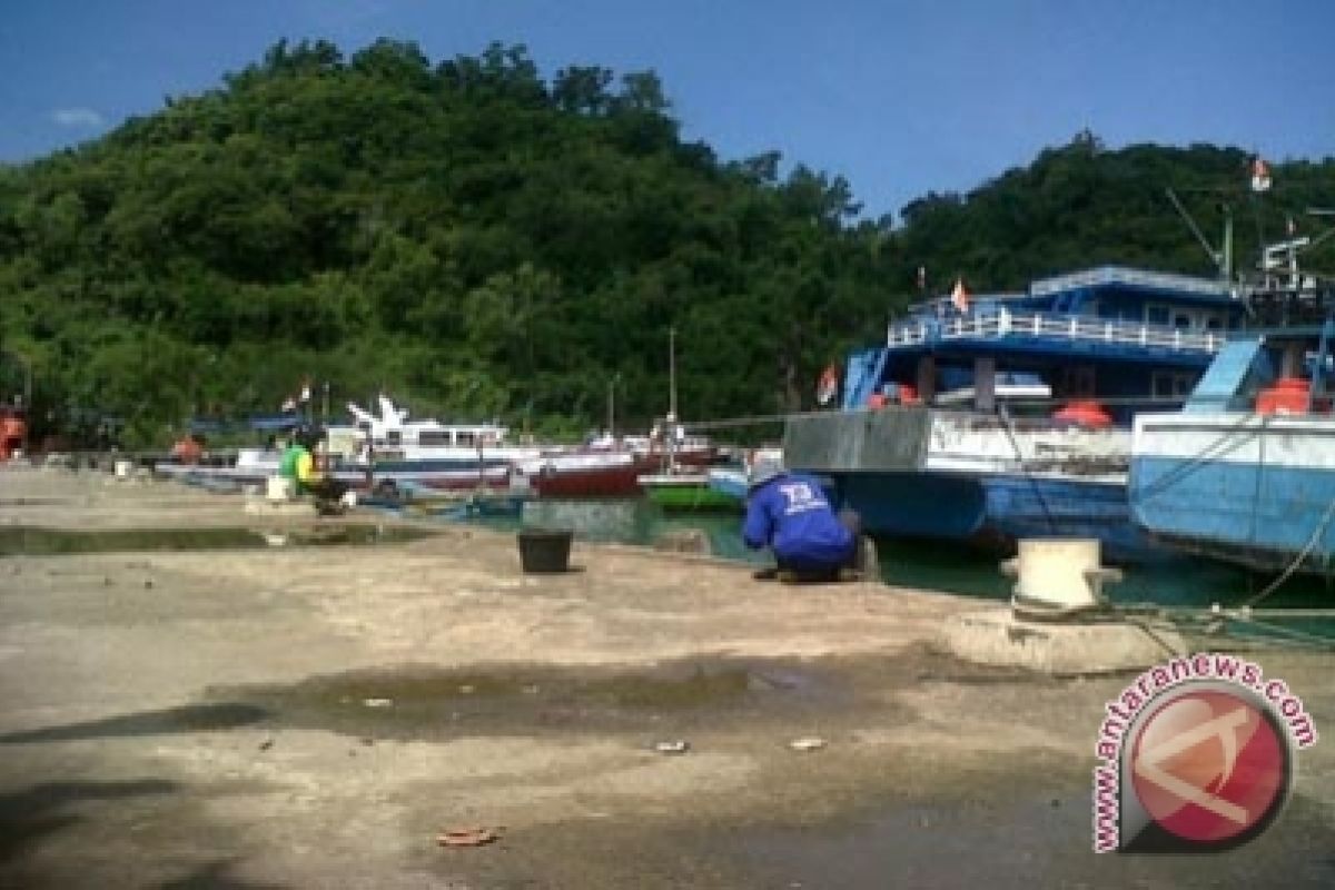 Nelayan Gunung Kidul minta pemkab perbaiki SPBU 