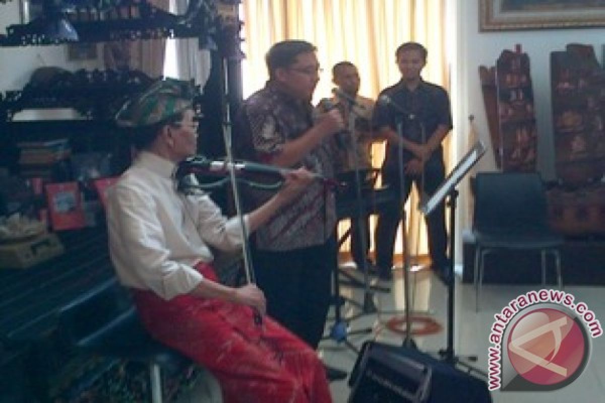 Idris Sardi rayakan HUT, Fadli Zon luncurkan buku