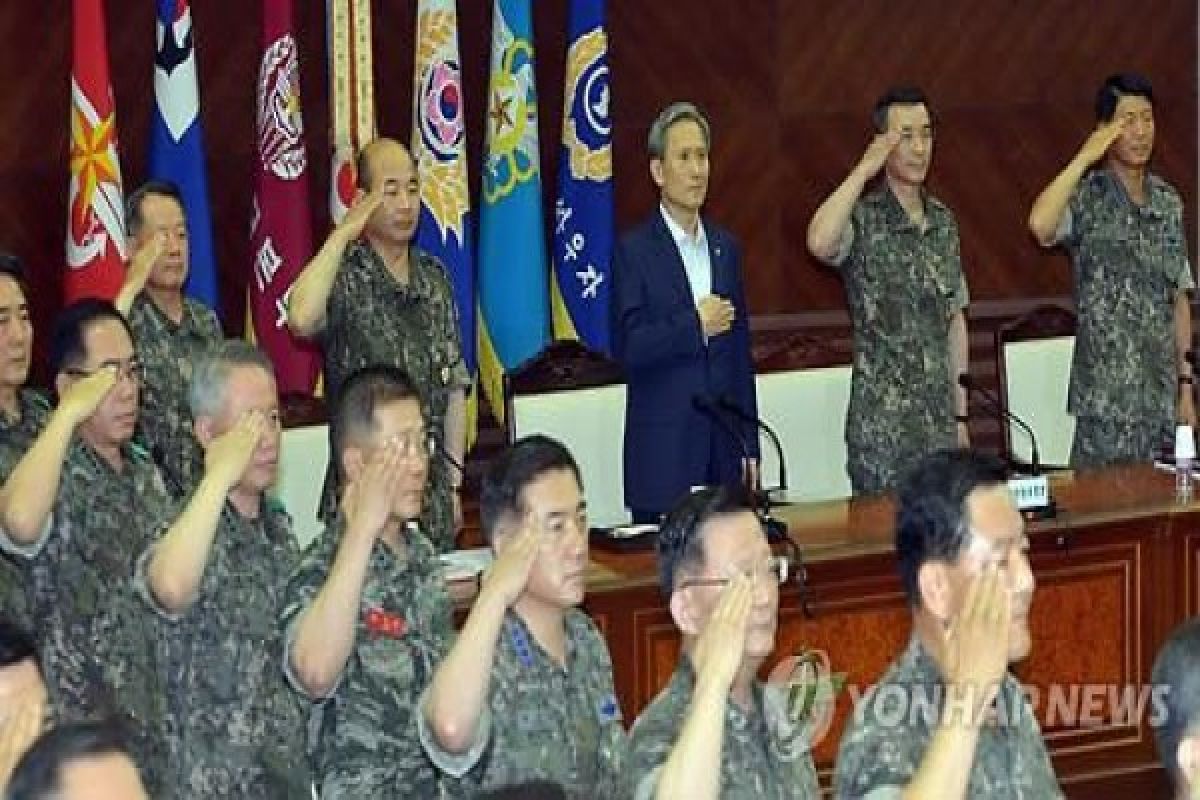 Top S. Korean military commanders have meeting amid N.Korea overture