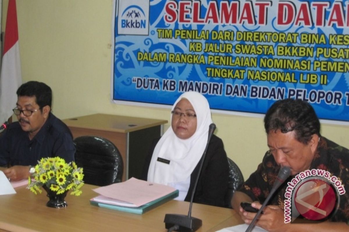 Niah Susianti  Wakili  Kaltim Ikuti  Lomba Bidan Pelopor 