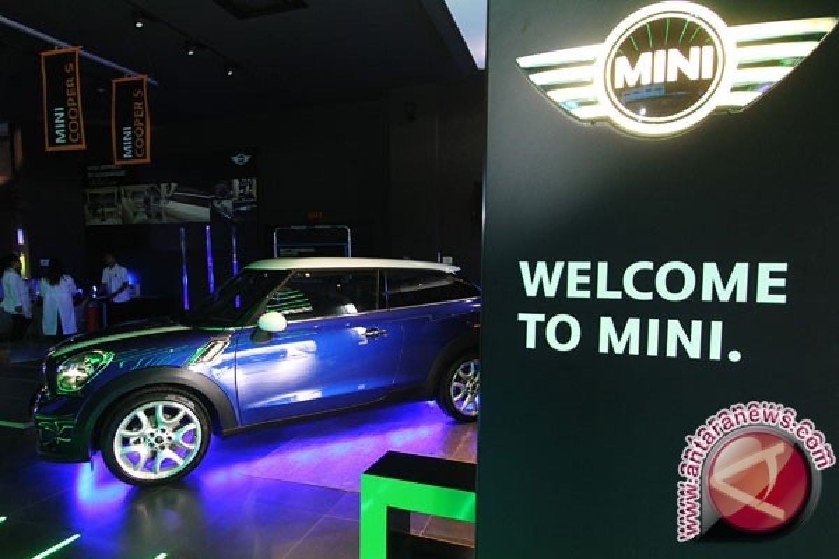 MINI Cooper Luncurkan 2 Model Baru