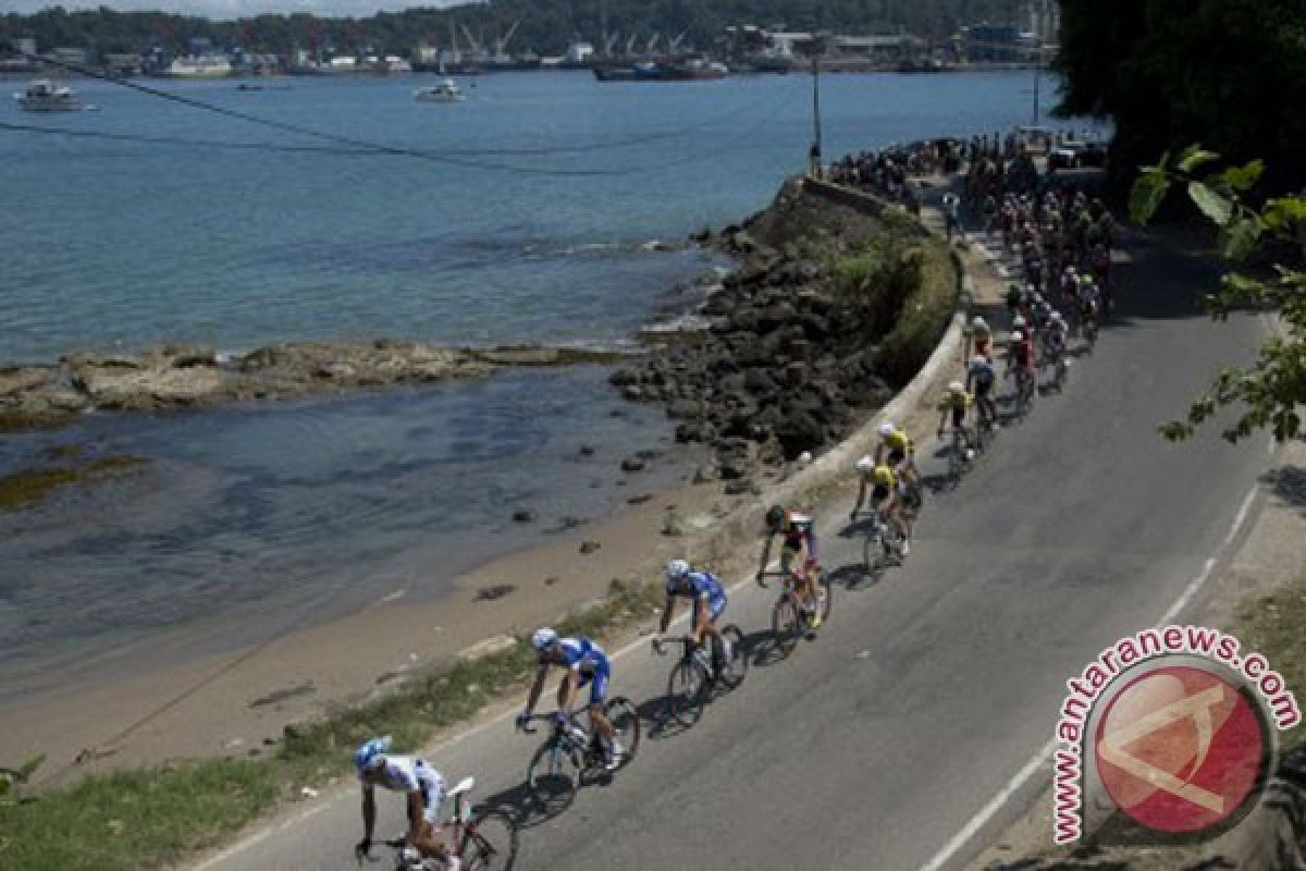 Mehdi Sohrabi juarai etape terakhir Tour de Singkarak