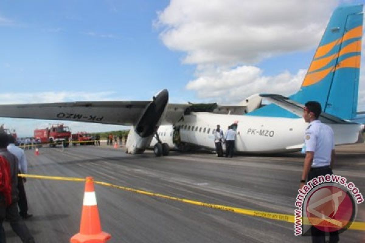 Bandara El Tari dibuka kembali