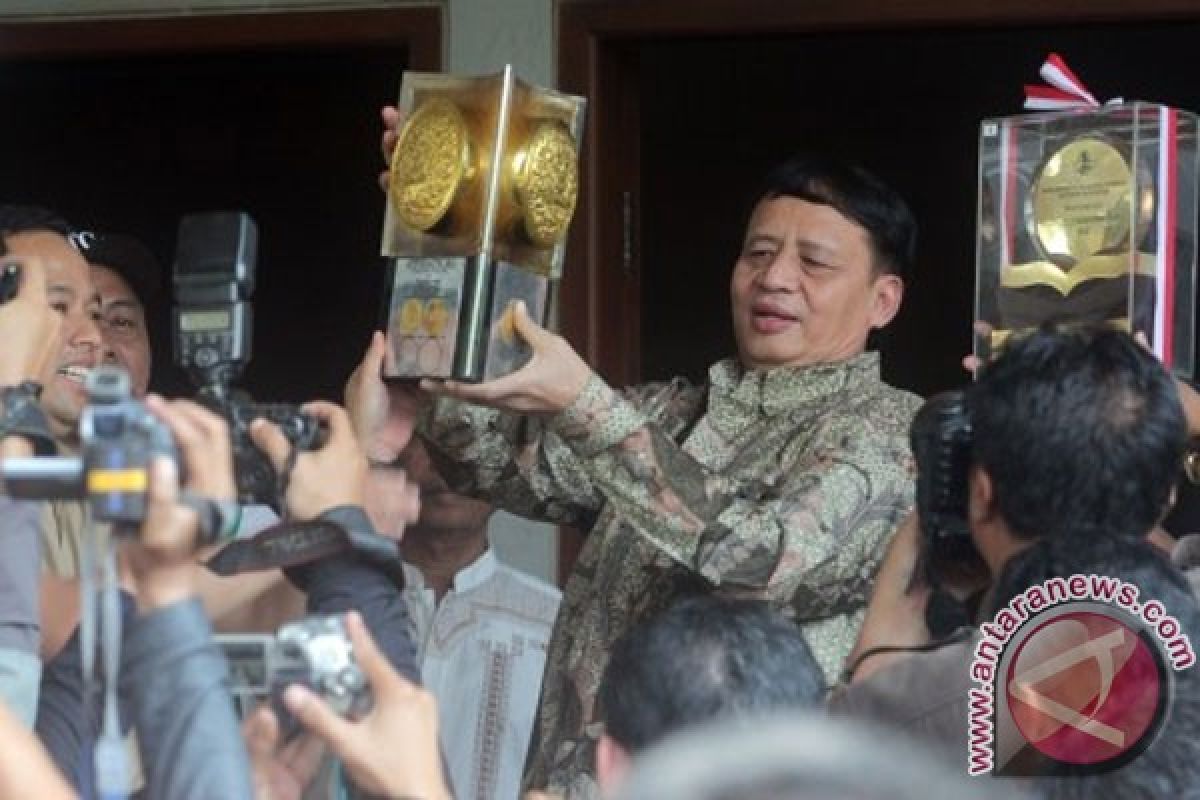 Masyarakat Bontang Sambut Piala Adipura 