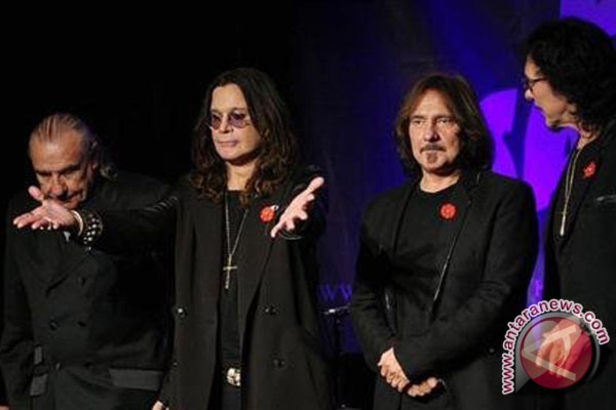 Black Sabbath sabet penghargaan legenda hidup classic rock