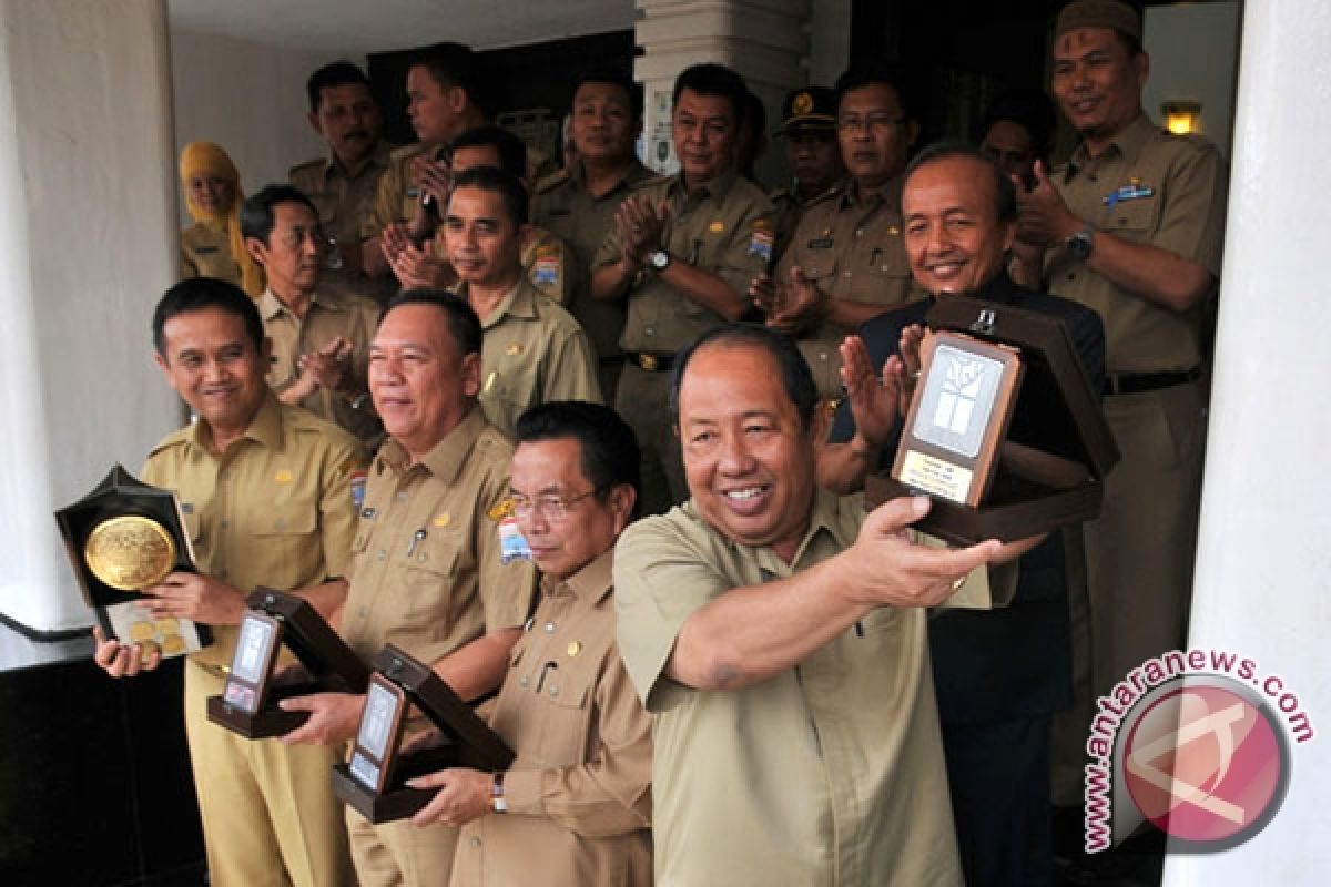 Palembang borong penghargaan kepedulian lingkungan Adiwiyata