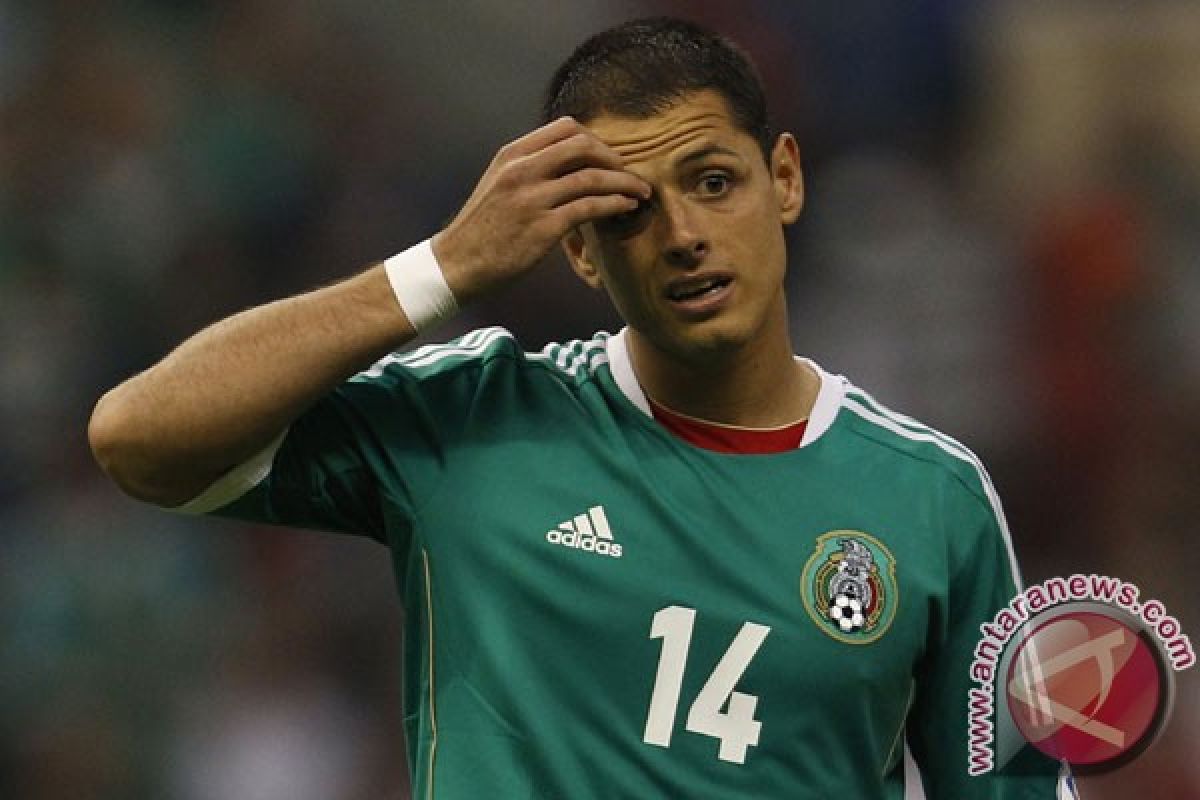 Chicharito dibangkucadangkan Meksiko lawan Kamerun