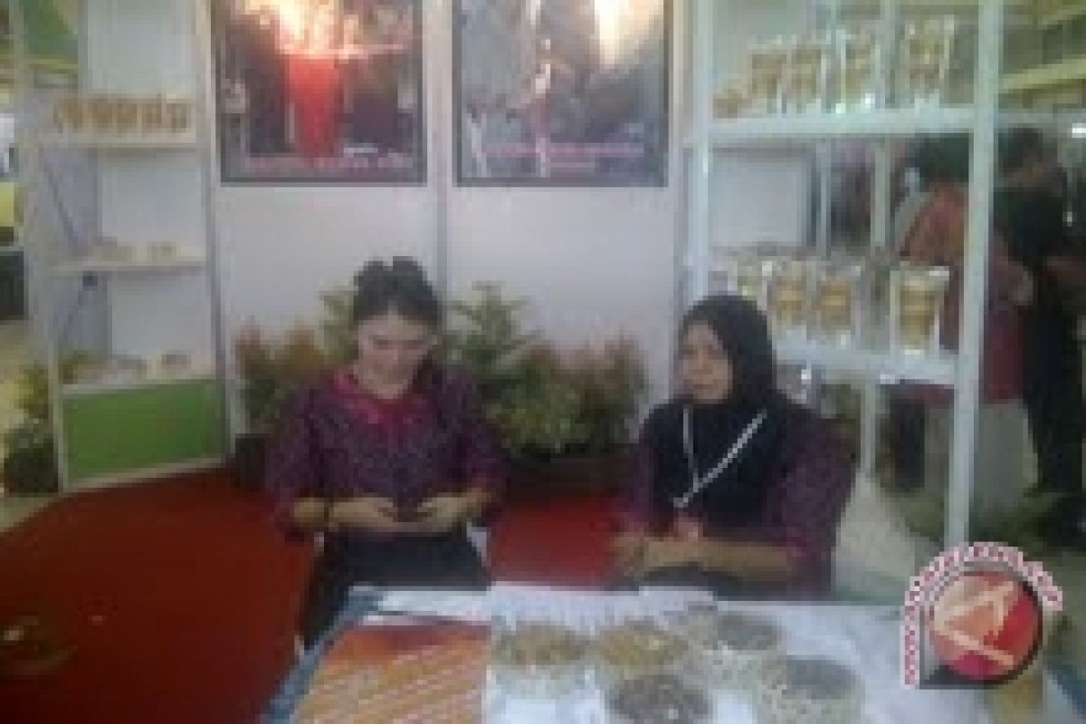 Dodol pepaya ditawarkan di Palembang Expo