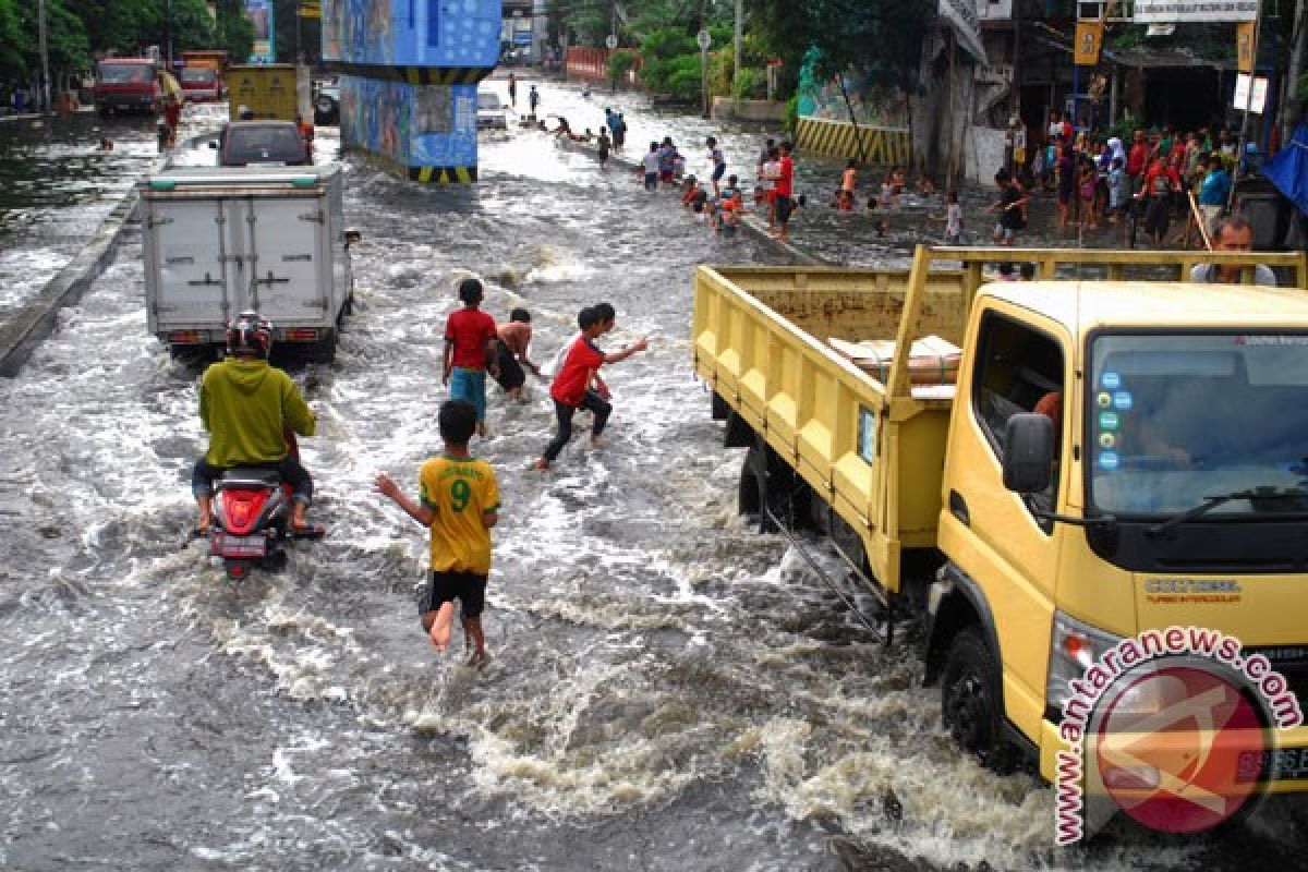 Rob lumpuhkan jalur alternatif Tangerang