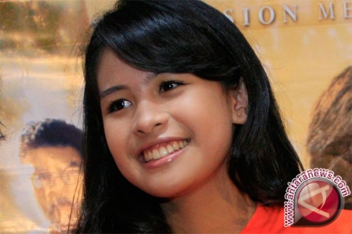 Maudy Ayunda Perihatin Angka Golput Pemuda Indonesia