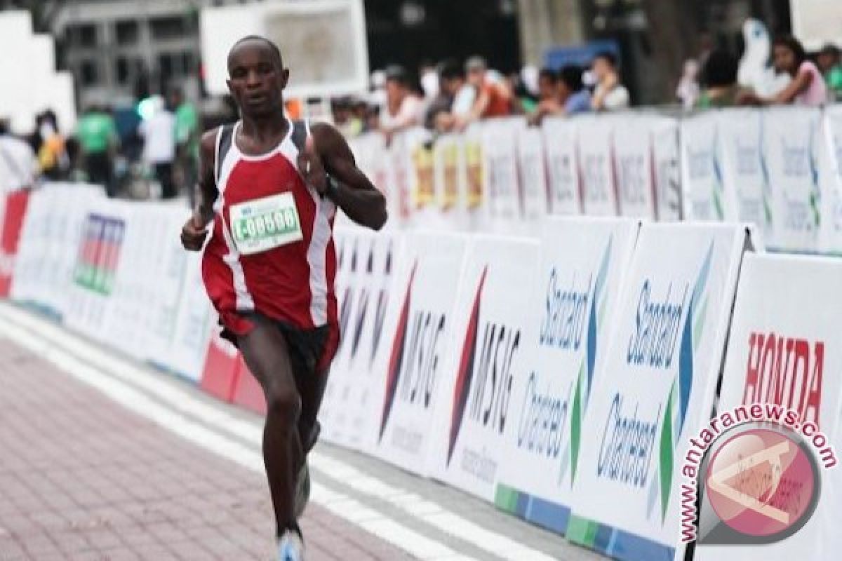 Lilian Kipro asal Kenya kembali jawarai BII Maybank Marathon 2013