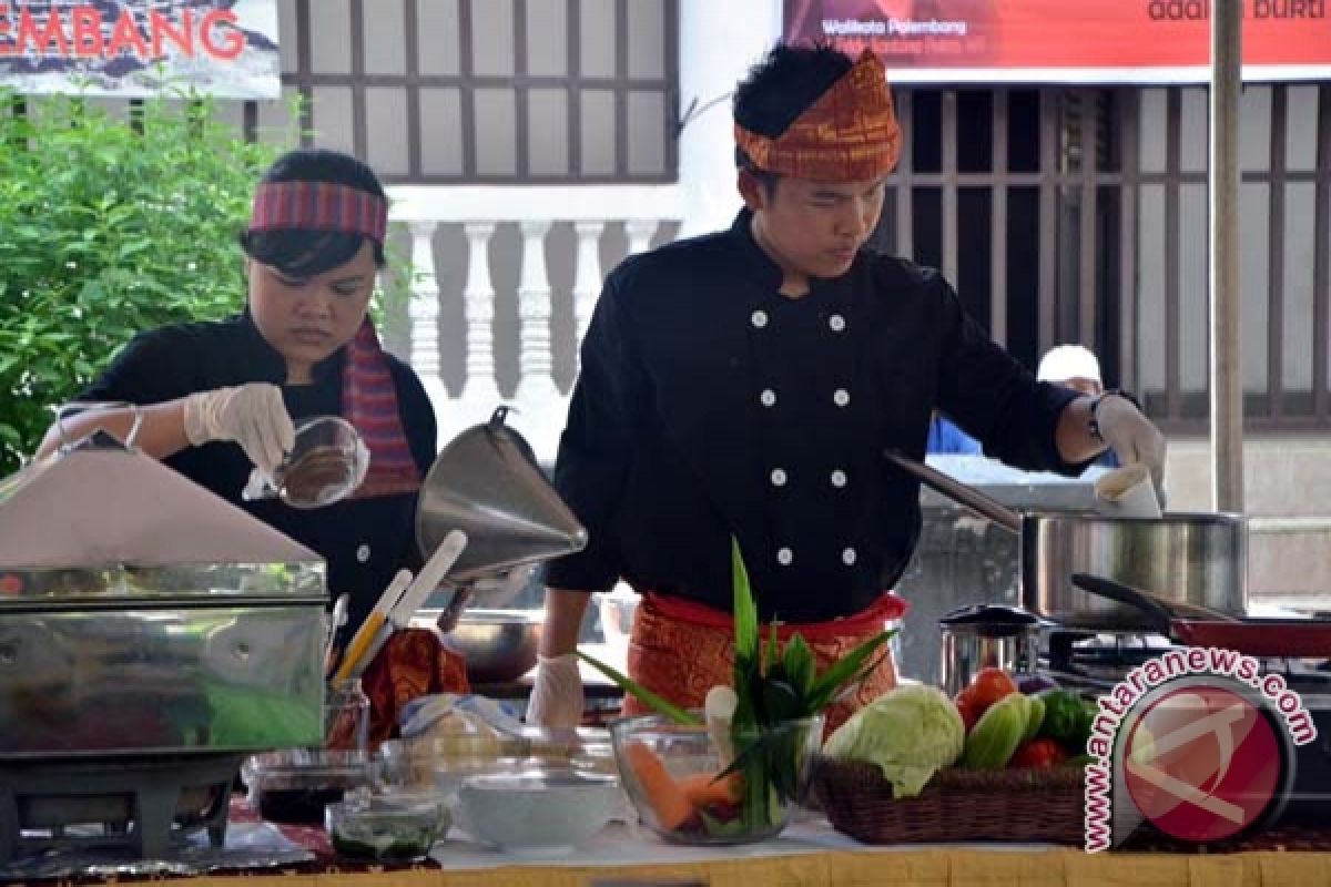 Palembang kembangkan masakan tradisional lewat lomba 